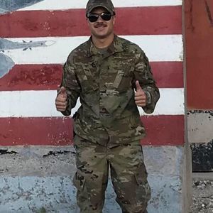 Meet your Posher, Casey